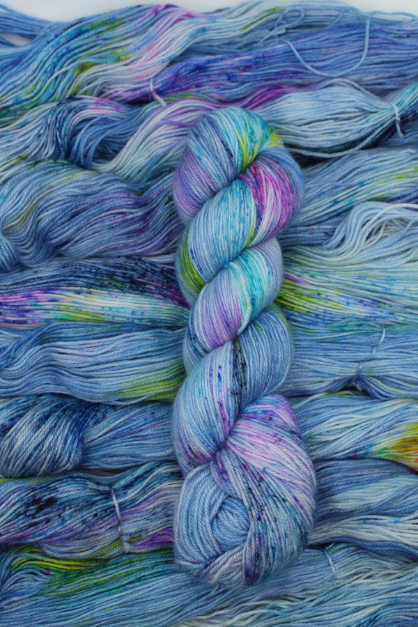 Rabbit 4ply - Misty Spring Morning