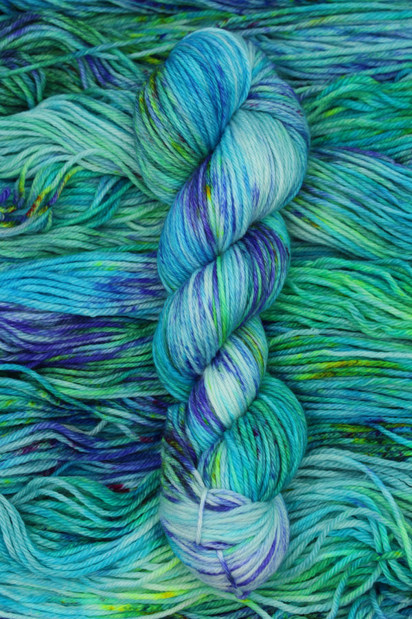 Rabbit 8ply - Rainbow Fish